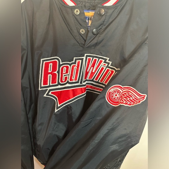 Vintage 90’s Starter Detroit Redwings Pullover - Picture 6 of 11